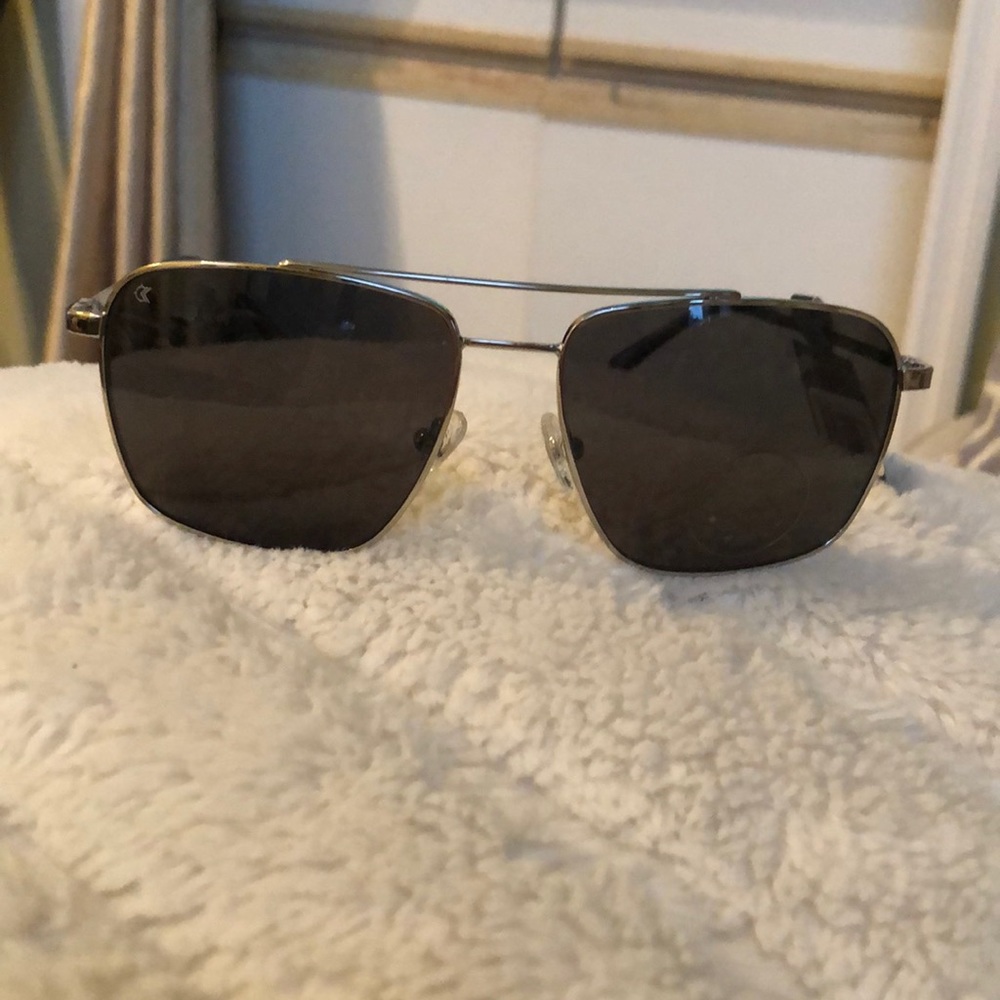 Rove Kreedom Sunglasses Silver polarized. NWT